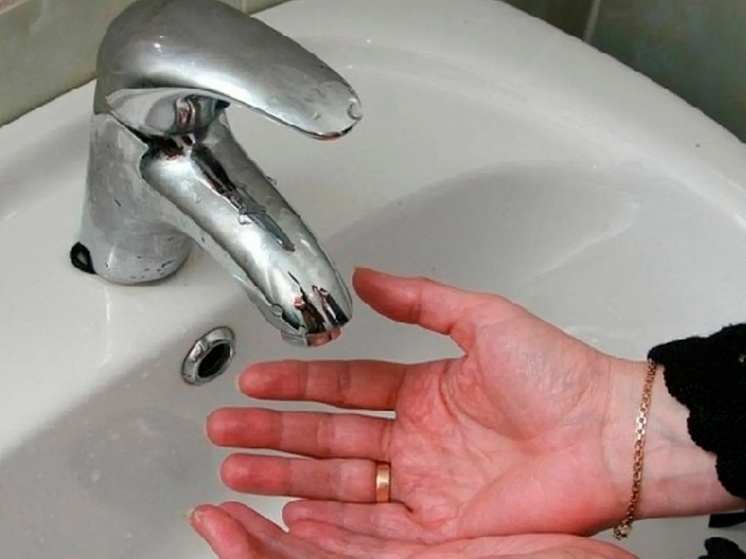 В трех домах Брянска ограничена подача воды