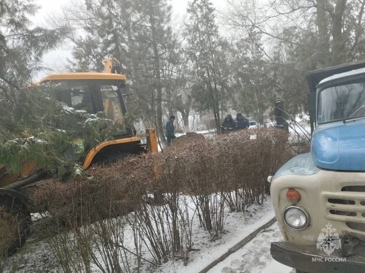 В Элисте День водяного сурка – снова коммунальные аварии