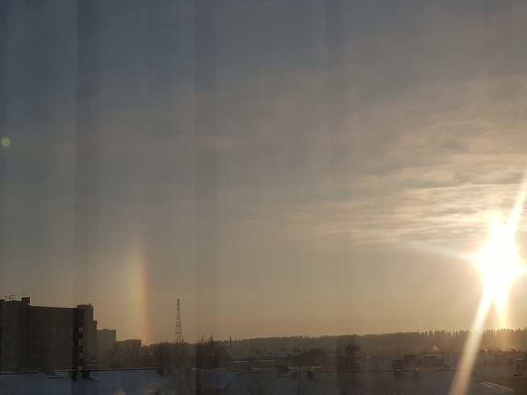 Встреча холодного и теплого воздуха вызвала радугу над Петрозаводском