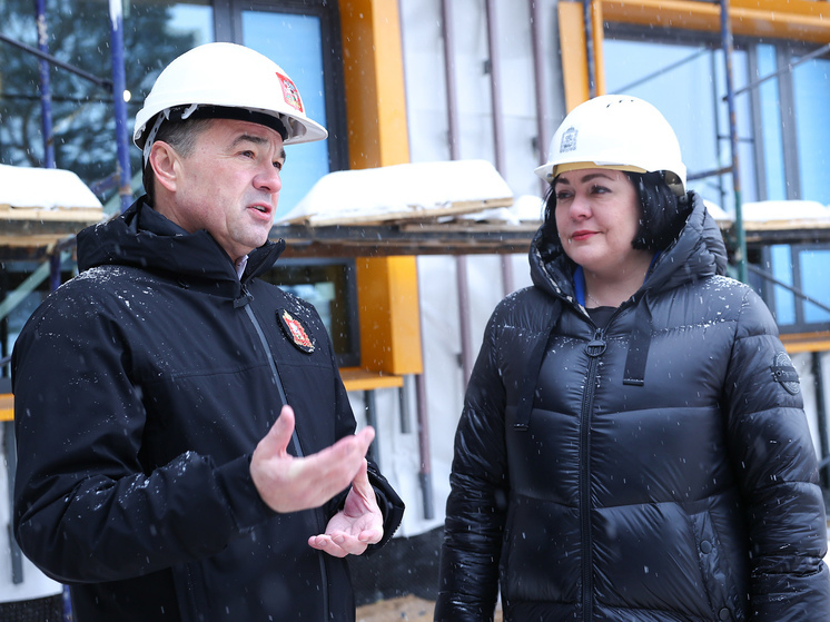 Андрей Воробьев проверил ход строительных работ в Технолицее им. В.И. Долгих