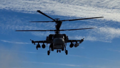 Видео боевой работы экипажа вертолета Ка-52: ликвидирован "опорник" и бронетехника ВСУ
