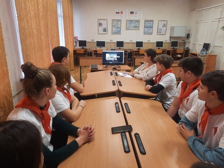 Школьники ДНР и Большой Туры провели телемост