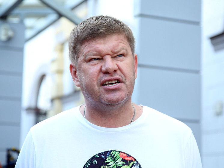 Комментатор Дмитрий Губерниев раскритиковал омский аэропорт