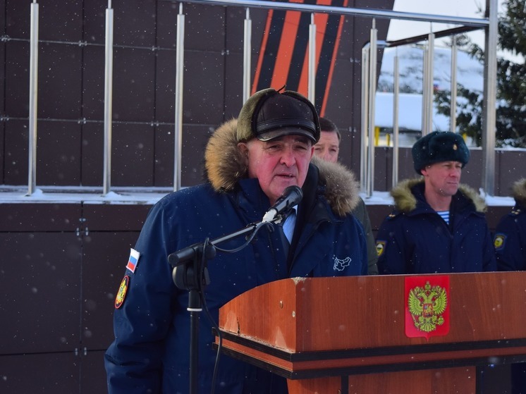 Костромской губернатор передал представителям 331-го полка ВДВ очередную партию техники