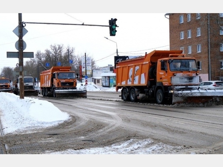 Уборка снега в Смоленске снова вошла в круглосуточный график