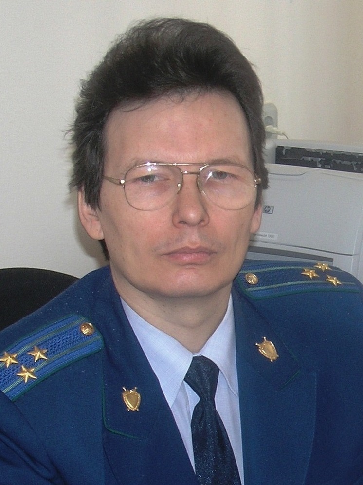 Ветеран прокуратуры собрал в Саратове забавные характеристики