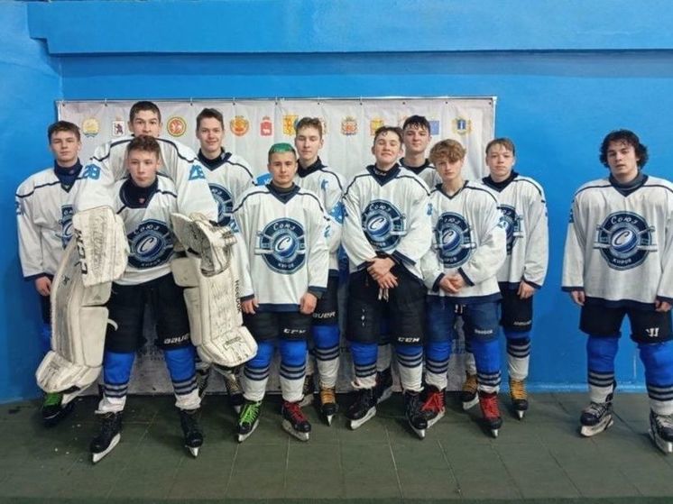 Юные кировские хоккеисты стали призерами всероссийских соревнований