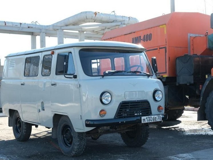 Из Астраханской области в зону СВО переделали УАЗик и гуманитарную помощь