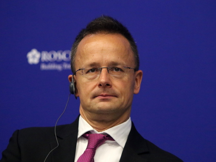 Сийярто: Венгрию не волнуют инструкции США по вступлению Швеции в НАТО