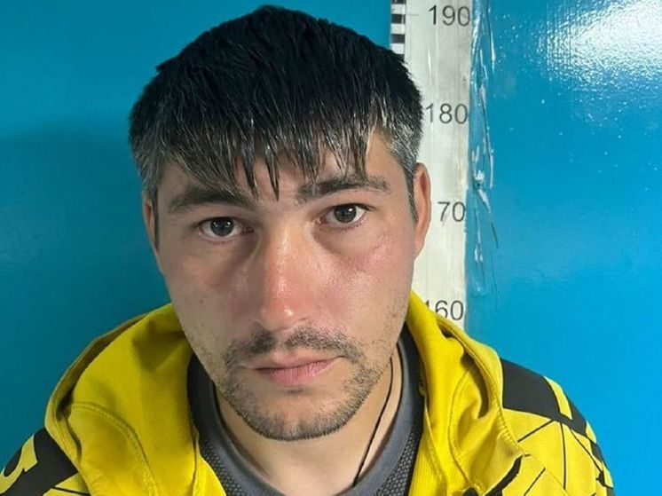 29-летнего иркутянина ищет полиция за кражи и грабежи