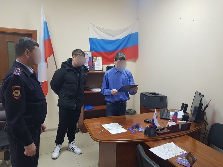 Юные жители города Скадовска получили первые в жизни паспорта