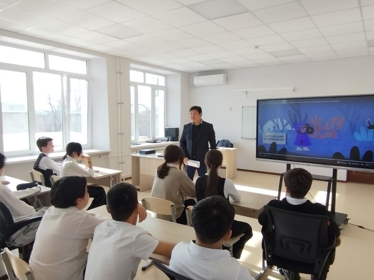 В Калмыкии повышают цифровую грамотность школьников