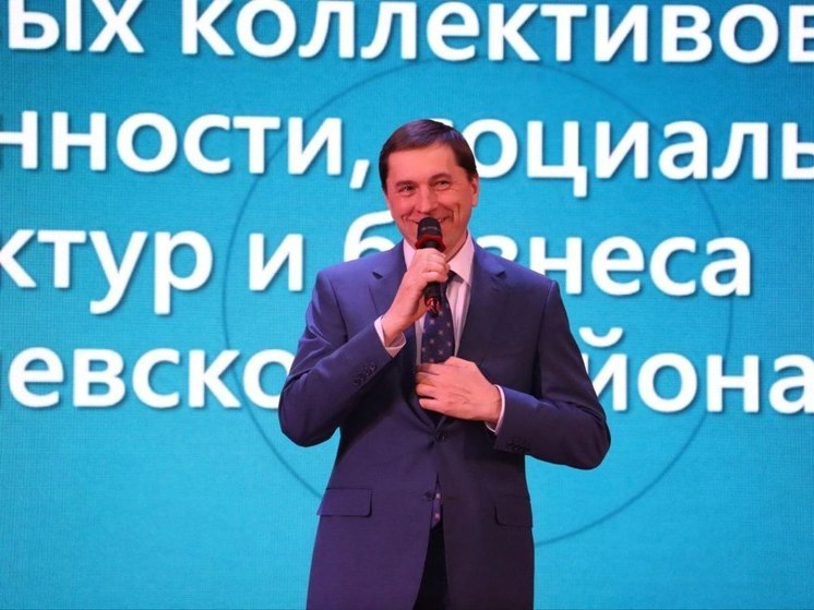 Тружеников Коченевского района поздравил депутат ГД Виктор Игнатов
