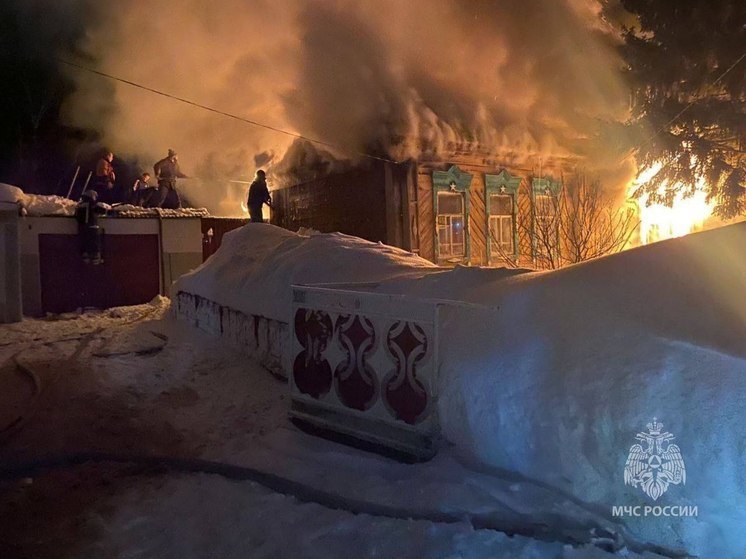 В Пензенской области сгорел дом в городе Городище