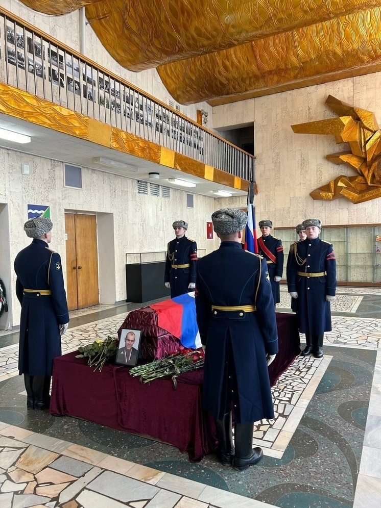 В Тверской области проводили в последний путь Сергея Балакина, погибшего на СВО