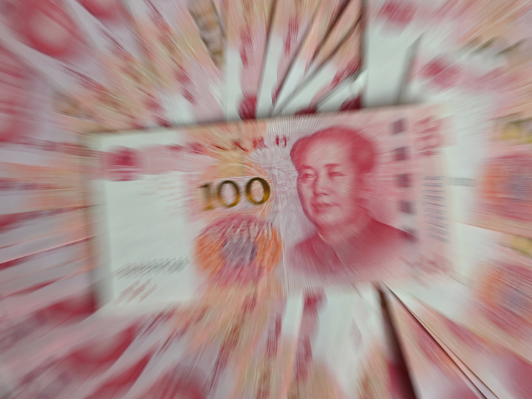 Китайские деньги стали главной в России валютой для сбережений