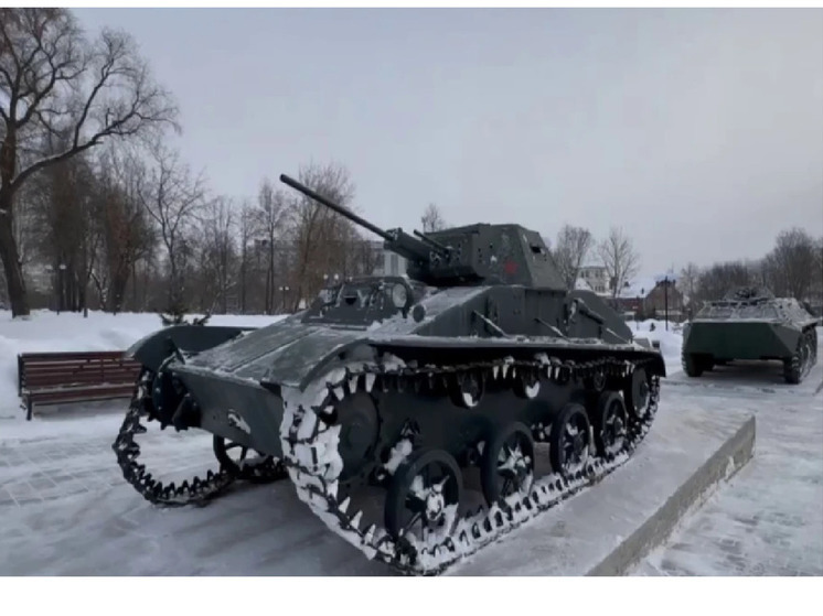 Во Владимире Патриотический сквер обзавелся новой военной техникой