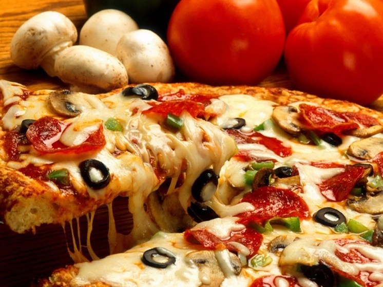 9 февраля отмечают Международный день пиццы (World Pizza Day), которая насчитывает не одну сотню лет.