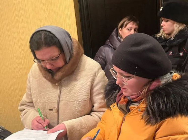 В ЦАО Курска комиссия по делам несовершеннолетних посетила 12 семей с 17 детьми