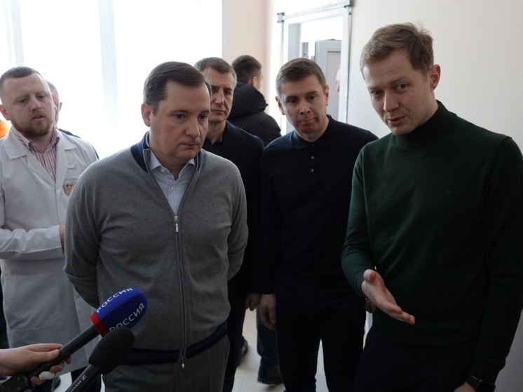 Александр Цыбульский посетил Северодвинскую горбольницу №2