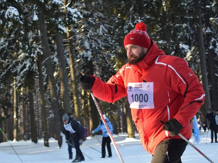Глава Иванова Владимир Шарыпов принял участие в лыжной гонке «Лыжня России»