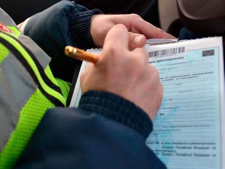 Сотрудники ГИБДД нашли водителя иномарки, катавшегося по тротуару в центре Краснодара