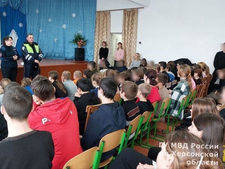 Ученики Азовской школы Генического округа узнали о работе в полиции