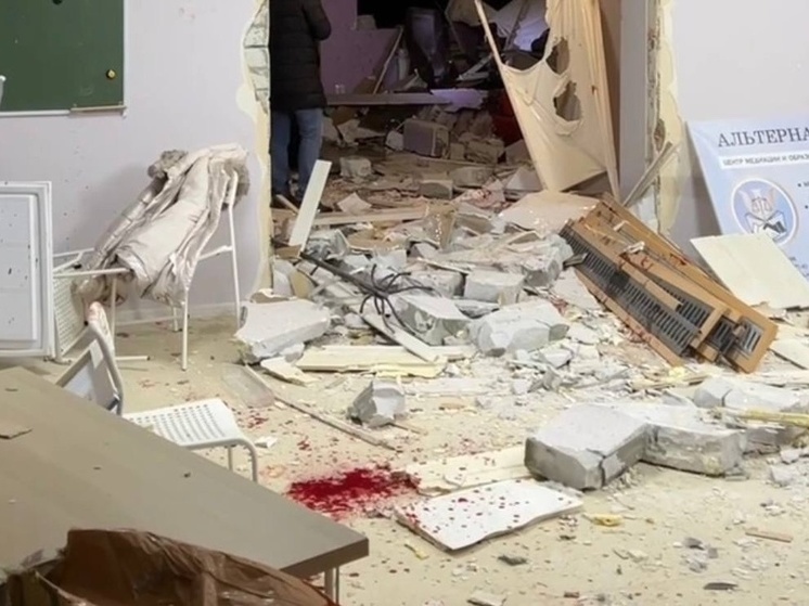 Стало известно, кто пострадал при взрыве гранаты в жилом доме в Элисте