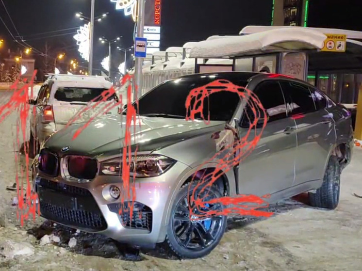 В Казани стритрейсер сбил трех человек на пешеходном переходе во время гонки