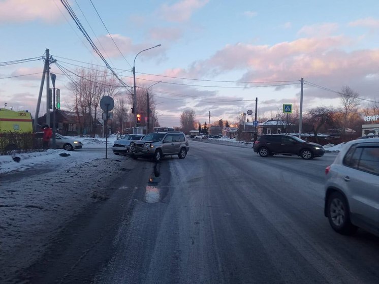 В Томске 44-летняя женщина пострадала в ДТП на Московском тракте