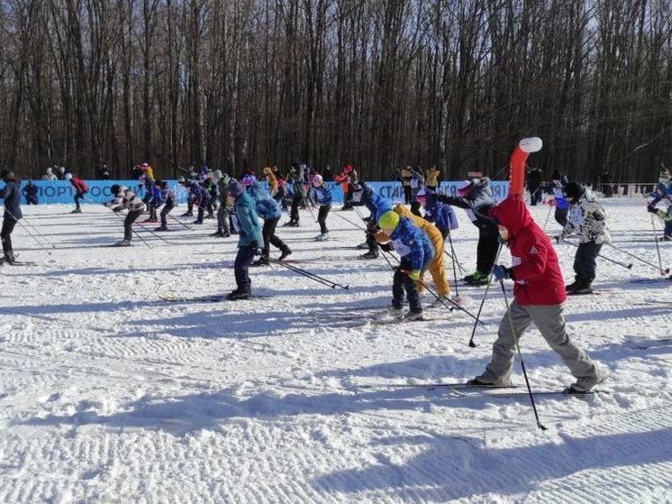 На Орловщине на «Лыжню России-2024» вышли более 2 тысяч человек