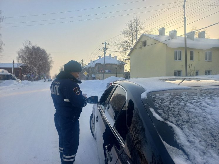 60 водителей за сутки отстранили от управления в Свердловской области