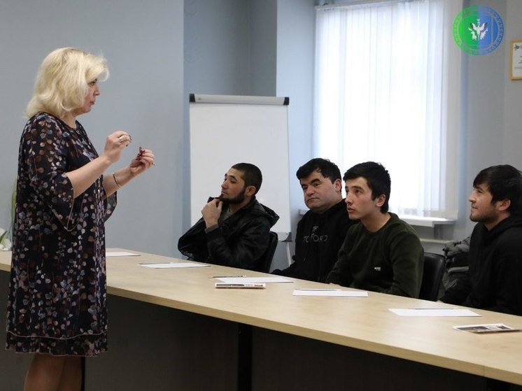Мигранты в Шурышкарском районе стали посещать уроки русского языка