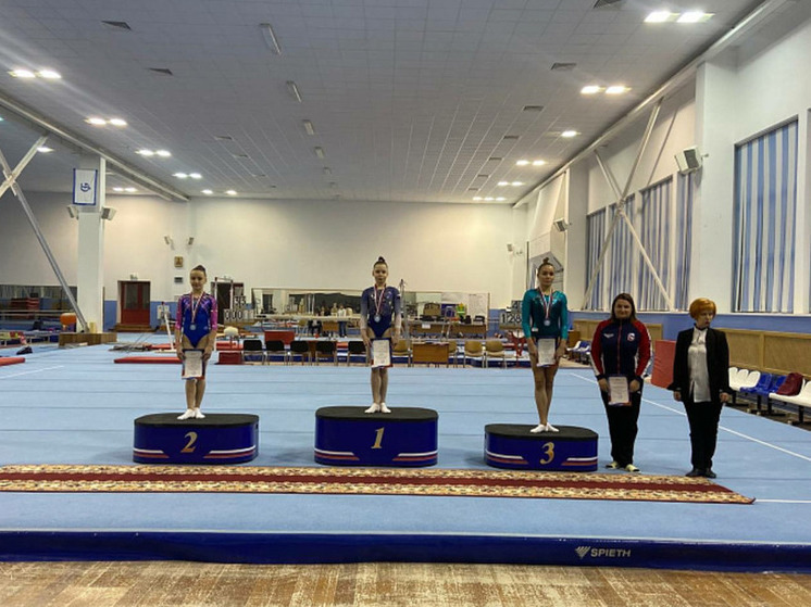 Тульская гимнастка завоевала серебро первенства ЦФО в Обнинске