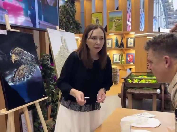 Ингушетия провела мастер-классы по трендовой живописи на выставке «Россия»