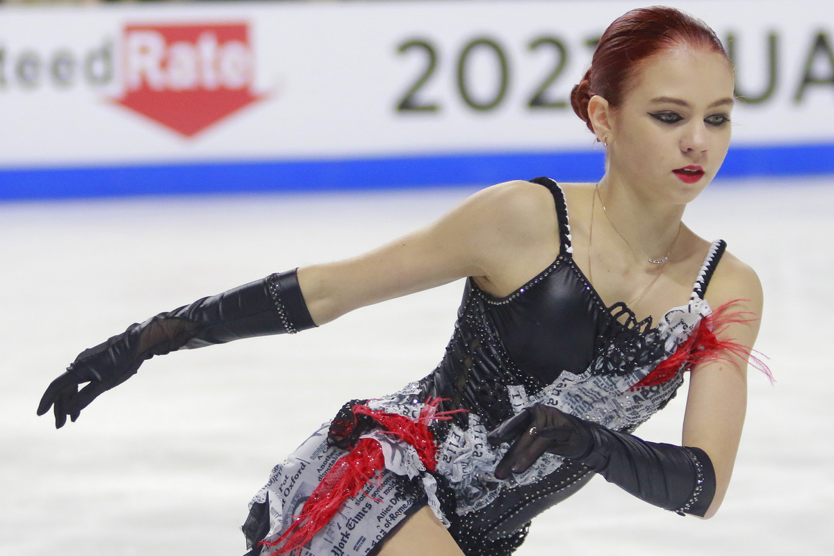 Трусова выступила с показательным номером на Кубке Московского спорта