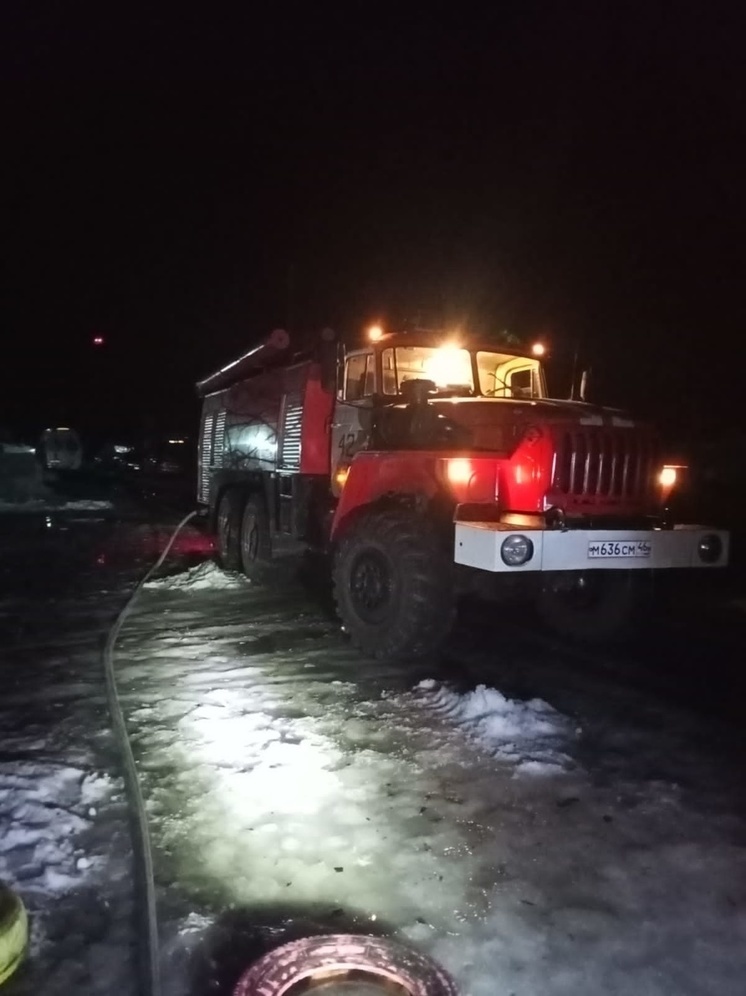 В Курской области при пожаре ожоги получила женщина и годовалая девочка
