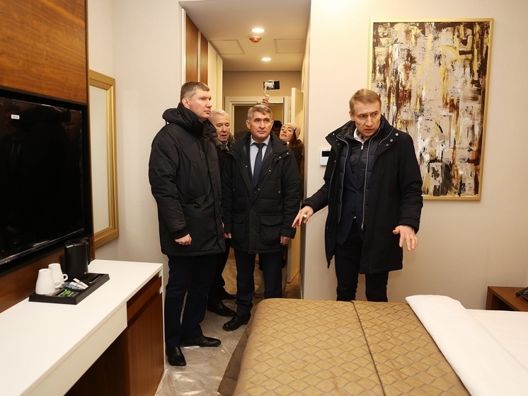Министр экономики РФ Решетников посетил в Чебоксарах «Волга Премиум Отель»