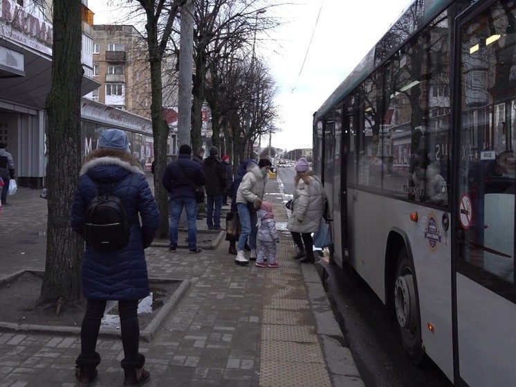 Калининградка получила травмы в троллейбусе