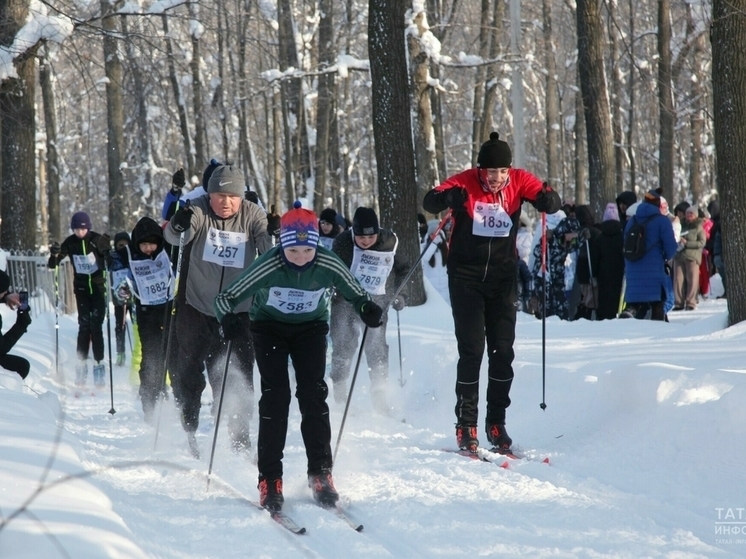 В гонке «Лыжня России» участвовали около пятнадцати тысяч казанцев