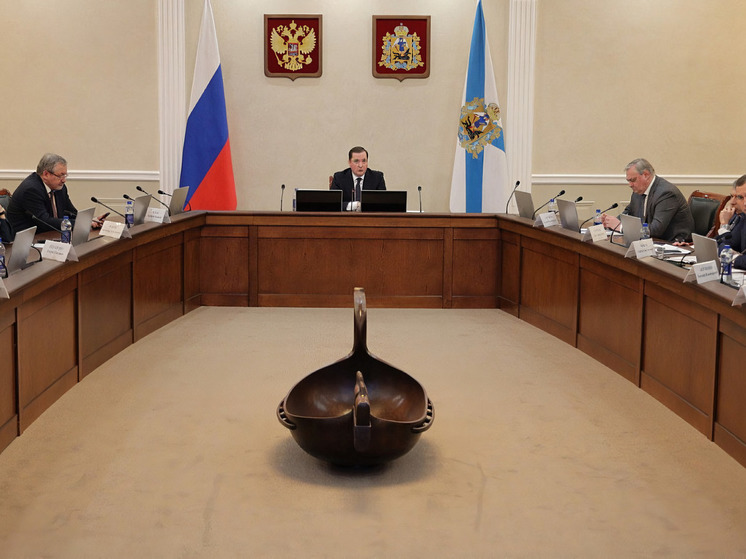 Александр Цыбульский поставил задачи новым главам Онежского района и Холмогорского округа
