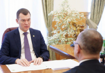Михаил Дегтярев встретился с исполняющим обязанности главы района имени Полины Осипенко
