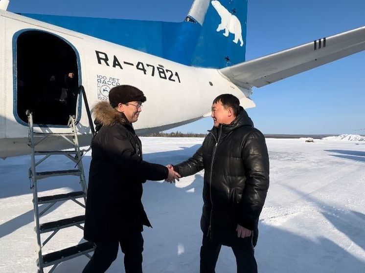 Видео: Глава Якутии прибыл с рабочим визитом в Ленский район Якутии