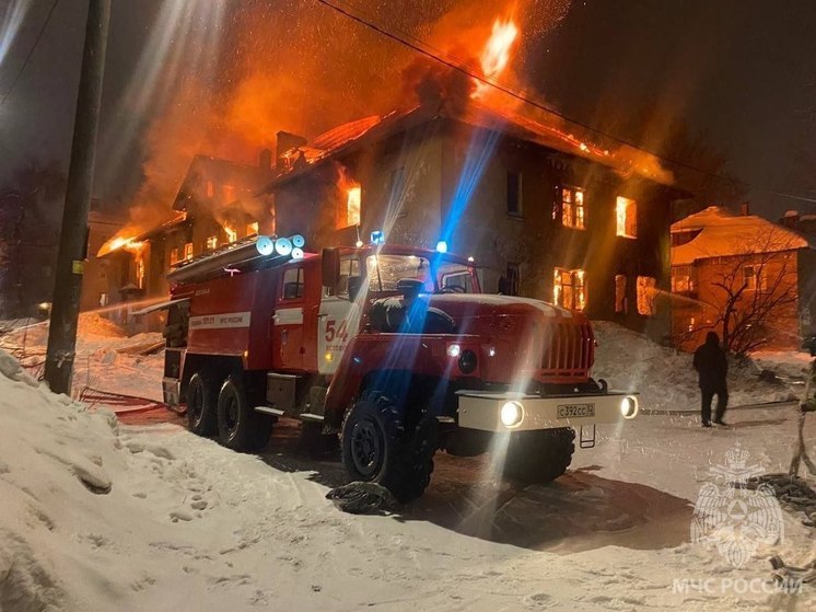 Сильный пожар произошел в Кстове минувшей ночью
