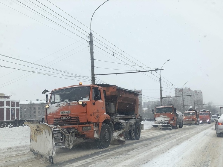 Более 100 тысяч кубометров снега вывезено с начала сезона с вологодских дорог