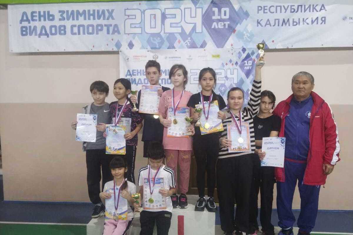 The Chernozemelye cross-country race was held in Kalmykia for the eighth time