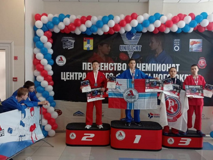 Тамбовчане стали призерами чемпионата ЦФО по универсальному бою