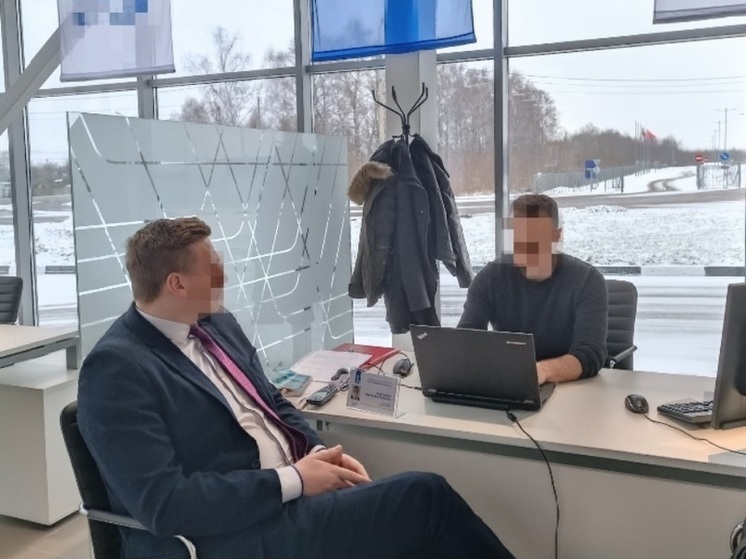 В Смоленске инженер по закупке оборудования Авиазавода получил четыре года общего режима