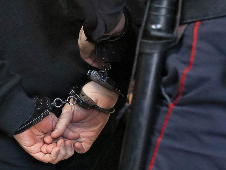 Мелитополец украл камеры из офиса в здании своего дома
