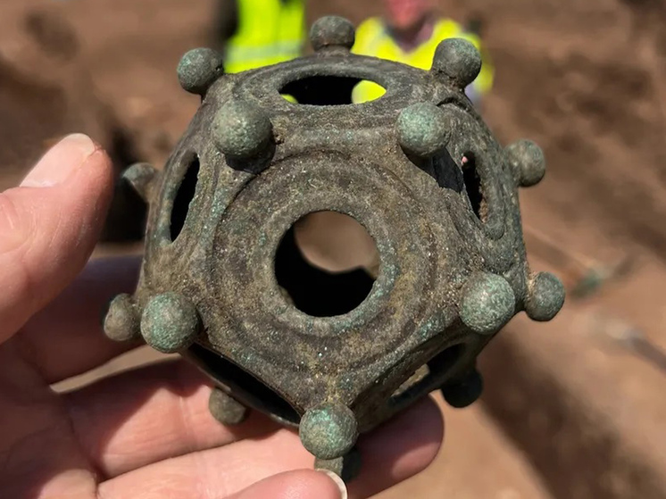 Археологи-любители обнаружили загадочный древнеримский артефакт в Англии